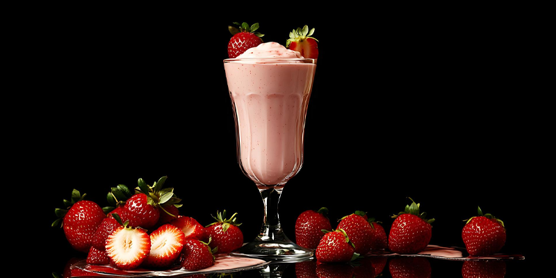 STRAWBERRY SMOOTHIE